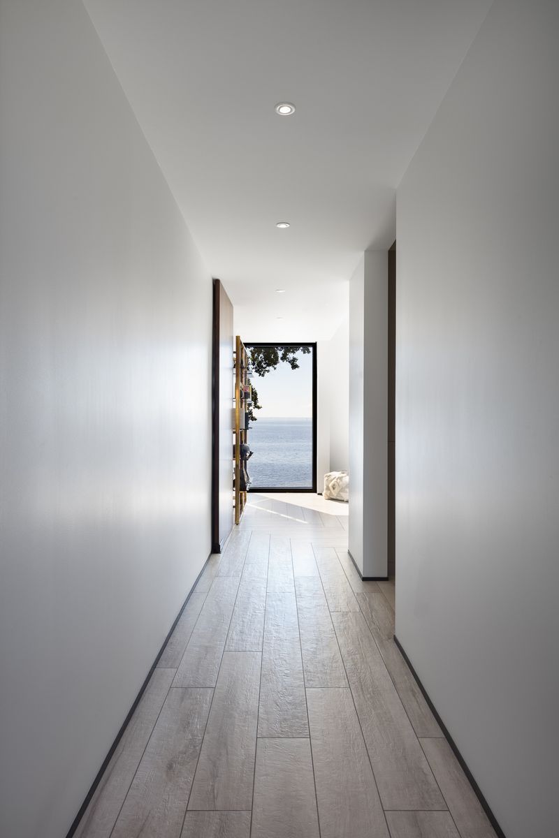 Hall from a Home extensions project near Montreal (Greater Montreal) by GHOCHE ARCHITECTE
