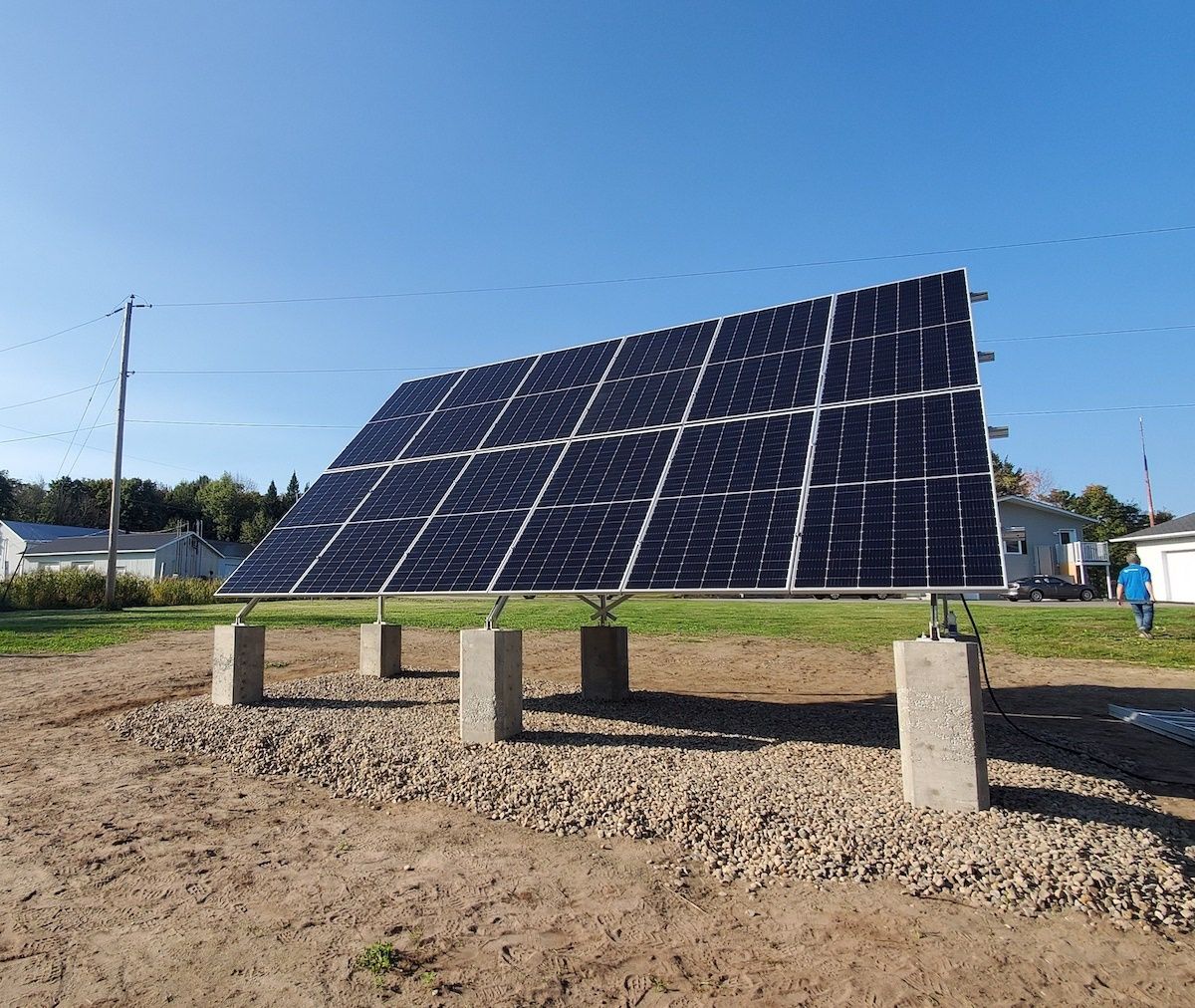 Mécanique du bâtiment d'un projet de Panneaux solaires photovoltaïques près de Montréal/Laval/Longueuil (Grand Montréal) de Alternative Solaire inc.