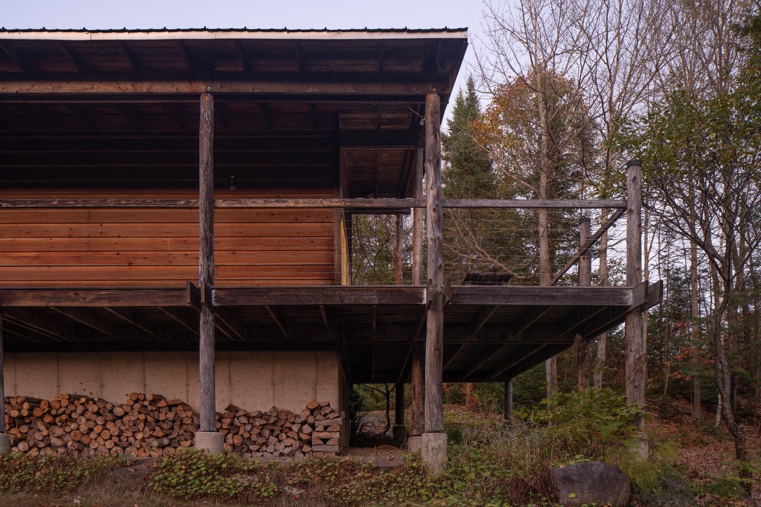  d'un projet de Maisons unifamiliales près de Montréal/Laval/Longueuil (Grand Montréal) de Atelier Schleiss Architectes