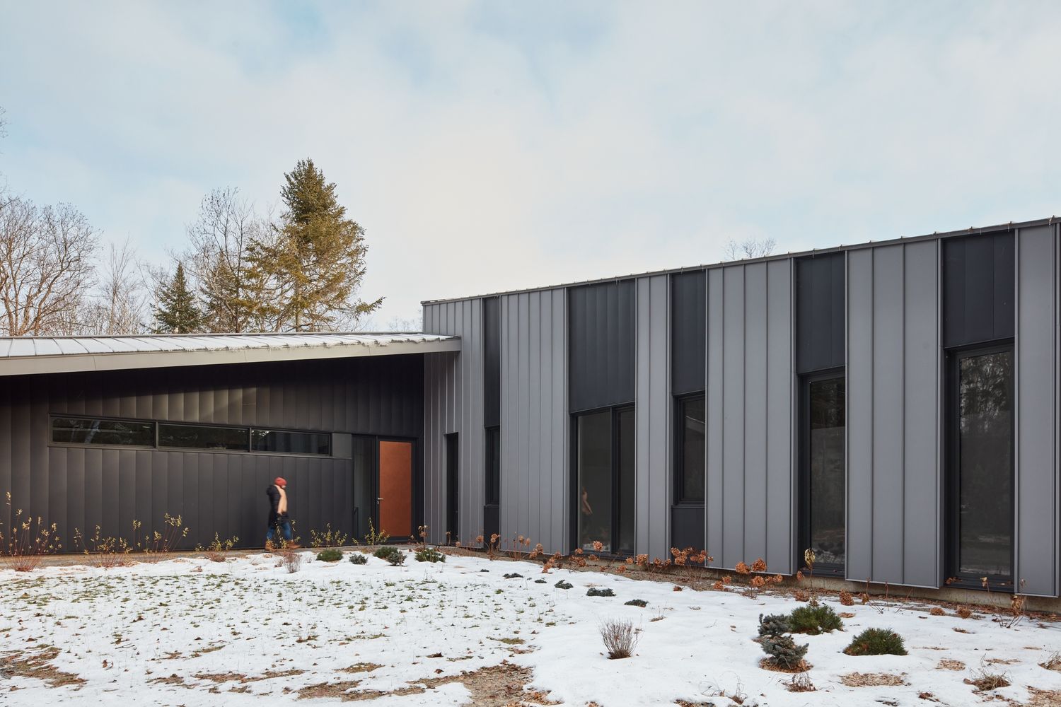 Front Yard from a Single family homes project near Montreal (Greater Montreal) by GHOCHE ARCHITECTE