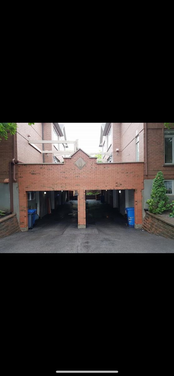 House Construction Exteriors from a Brick walls project near Montreal (Greater Montreal) by Trem Construction Inc