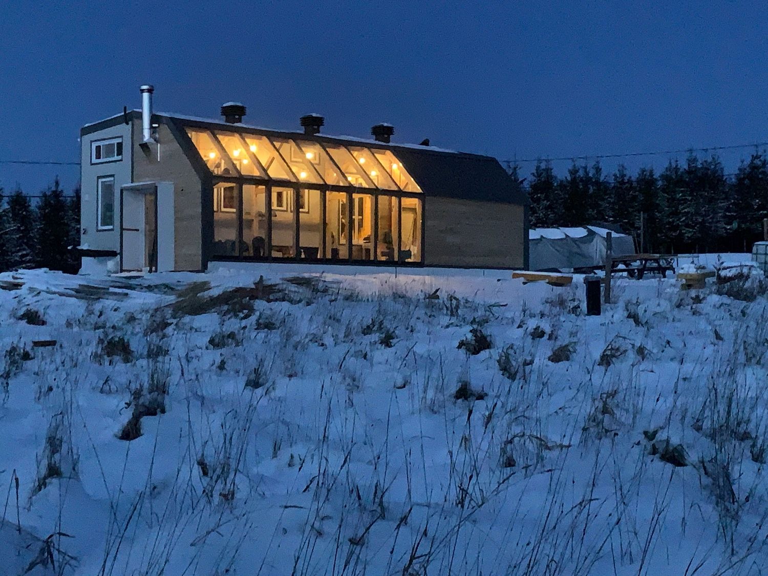 Façade avant d'un projet de Mini et micro-maisons près de Drummondville/Victoriaville (Centre-du-Québec) de ALTE Coop