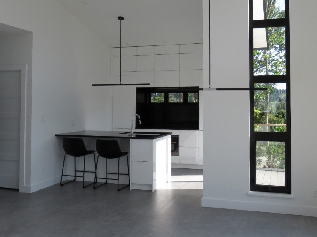 Cocina de un proyecto de tipo Casas Prefabricadas y modulares cerca de Vancouver (Gran Vancouver) por Pacific Building Systems