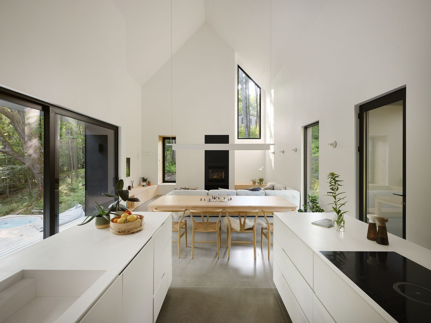 Cocina de un proyecto de tipo Viviendas unifamiliares cerca de Granby - Bromont - Cowansville por Stroph Architecture & Design
