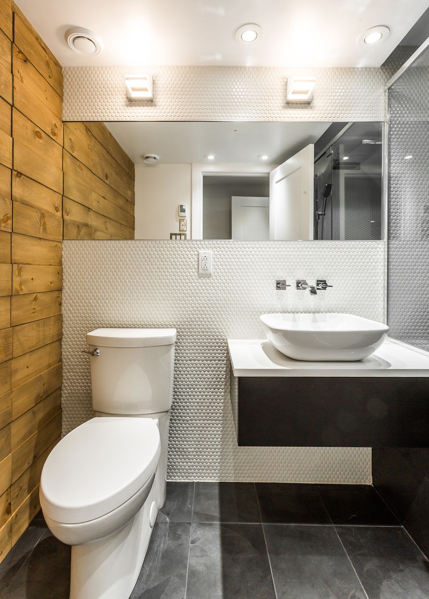 Baño completo de un proyecto de tipo Diseño de interiores y distribución cerca de Montreal (Gran Montreal) por Mara Design