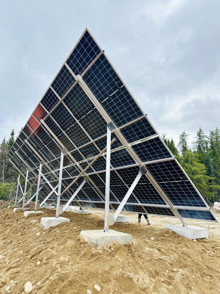 Mécanique du bâtiment d'un projet de Systèmes autonomes photovoltaïques près de Trois-Rivières/Shawinigan (Mauricie) de Alternative Solaire inc.