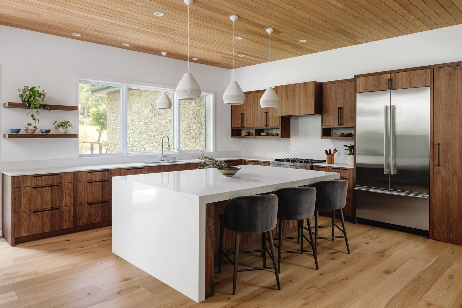 Kitchen from a Single family homes project near Austin by Clark Richardson Architects