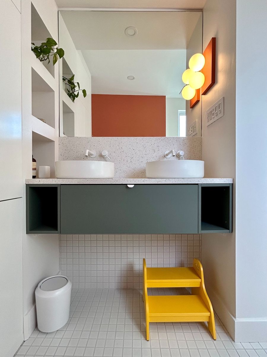 Bathroom from a Bathrooms project near Granby - Bromont - Cowansville by 4x8 inc.