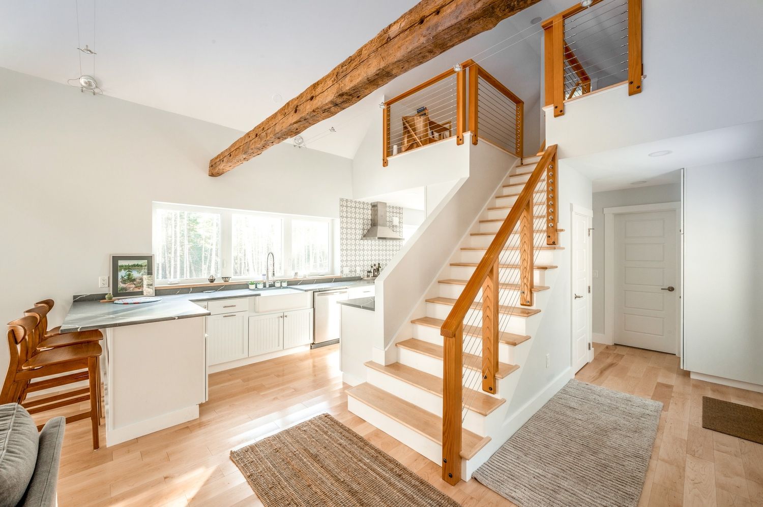 Escaleras de un proyecto de tipo Viviendas unifamiliares cerca de Bangor por Brightbuilt Homes