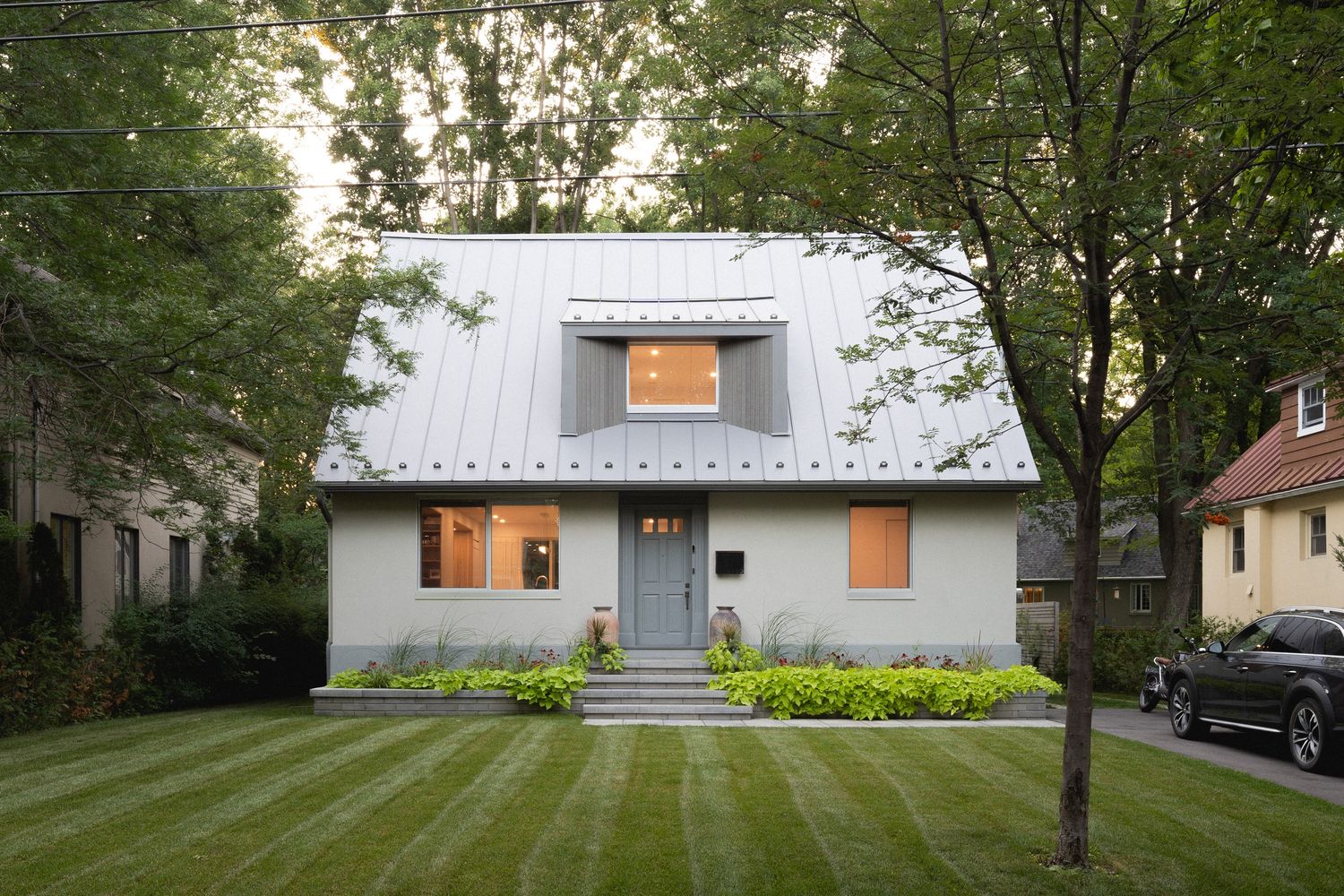 Façade avant d'un projet de Design et aménagement intérieur près de Montréal/Laval/Longueuil (Grand Montréal) de L. McComber