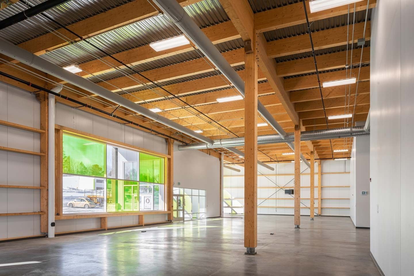 House Construction Interiors from a Glulam Structures project near Saint-Jerome (Laurentides) by Ambiance Bois Structure