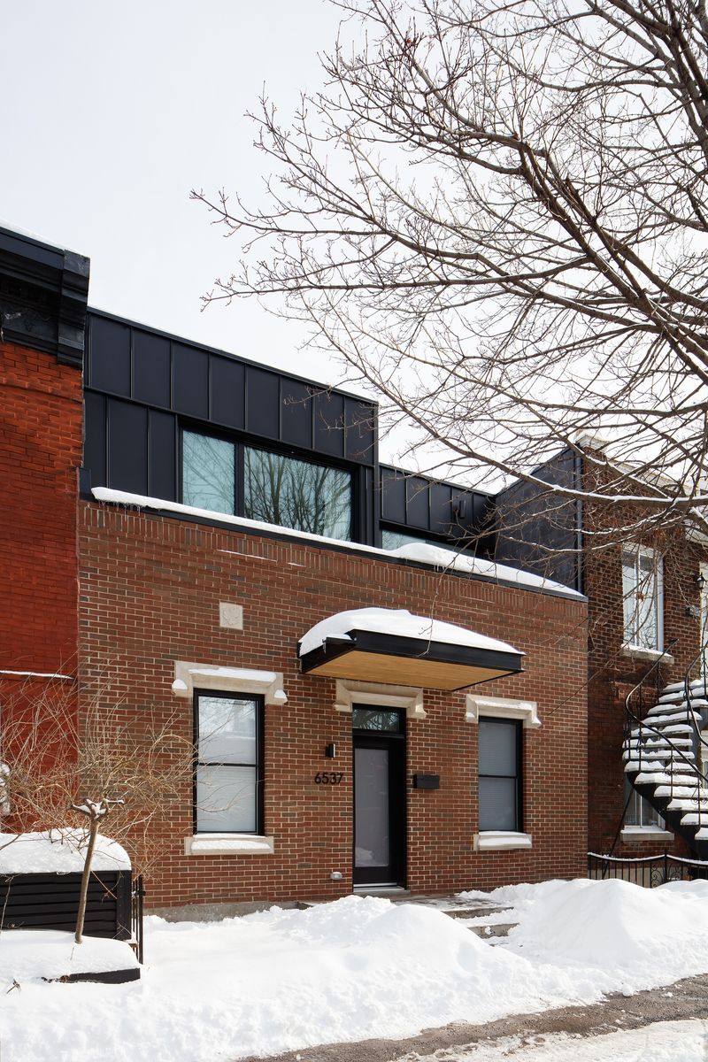 House Exterior from a Second Floor Additions project near Montreal (Greater Montreal) by Studio MMA Architects