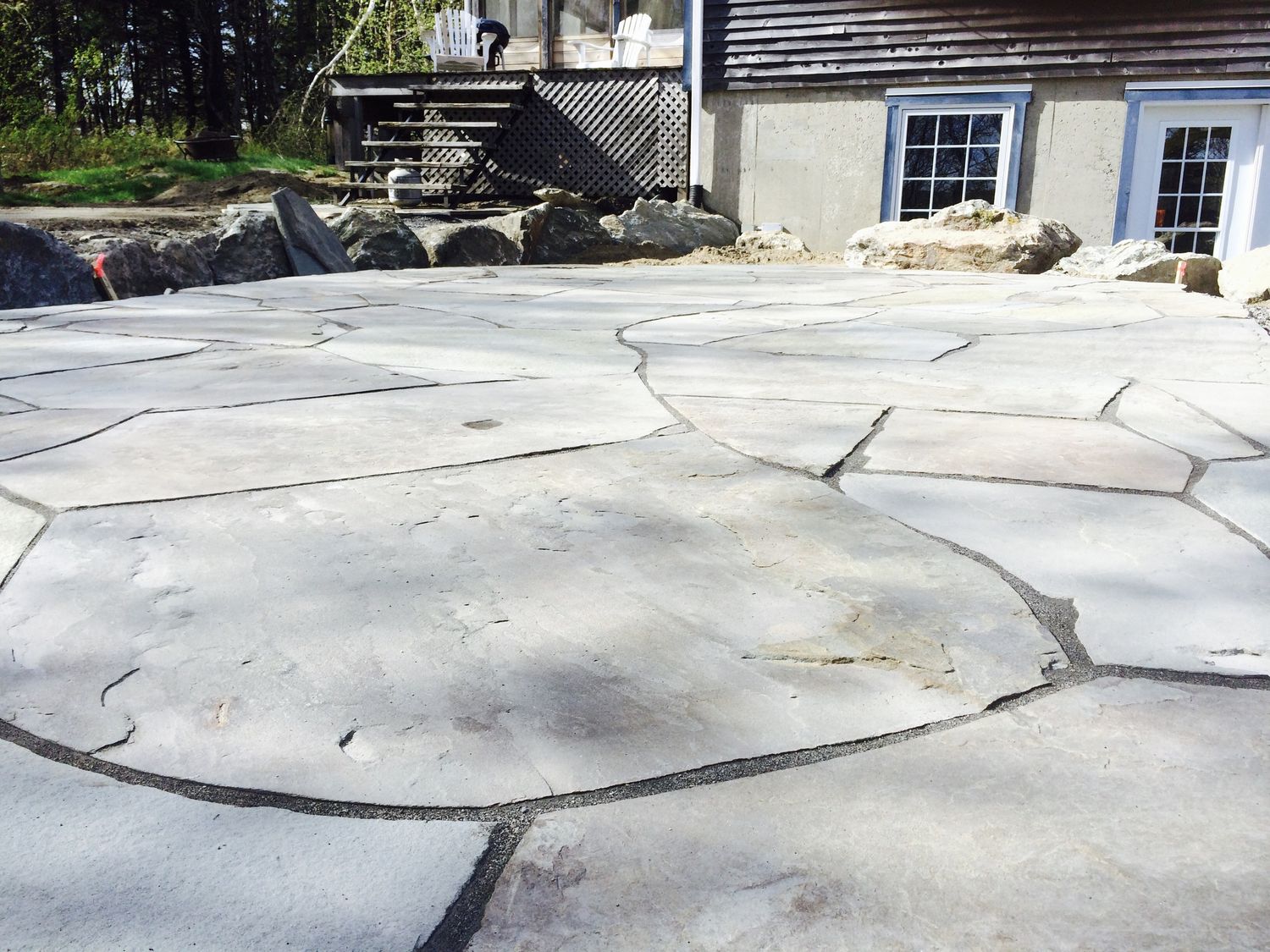 Trabajos de paisajismo de un proyecto de tipo Muros y paredes de piedra decorativos cerca de Granby - Bromont - Cowansville por Les Créations Pierre Langlois