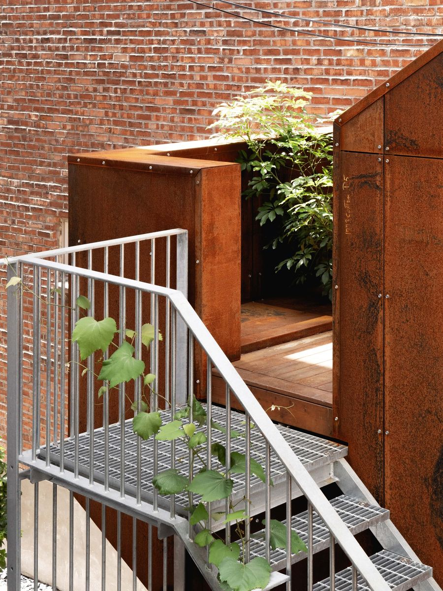 Rooftop Terrace from a Single family homes project near Montreal (Greater Montreal) by Paul Bernier Architecte