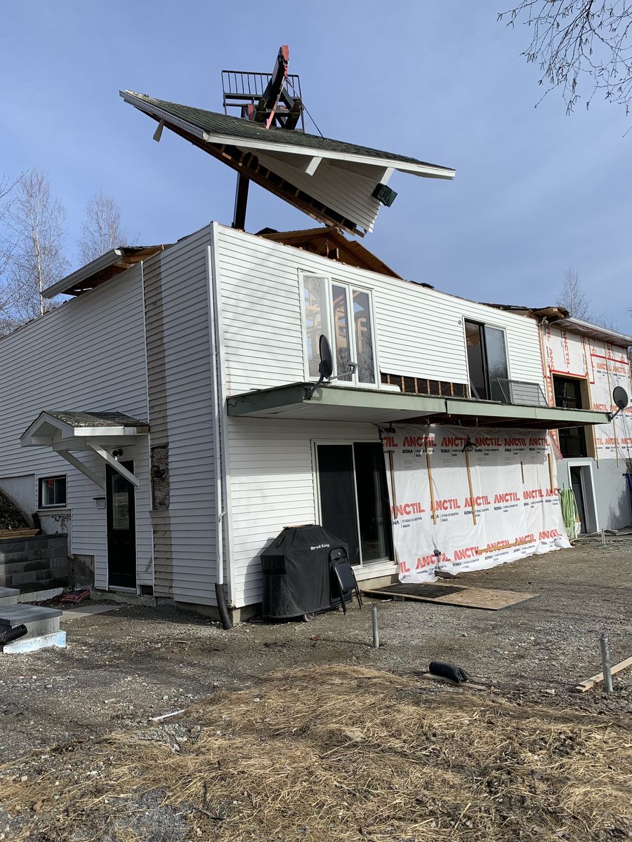 Roofs & Roof Void from a Second Floor Additions project near Sherbrooke (Estrie) by Construction Latulippe