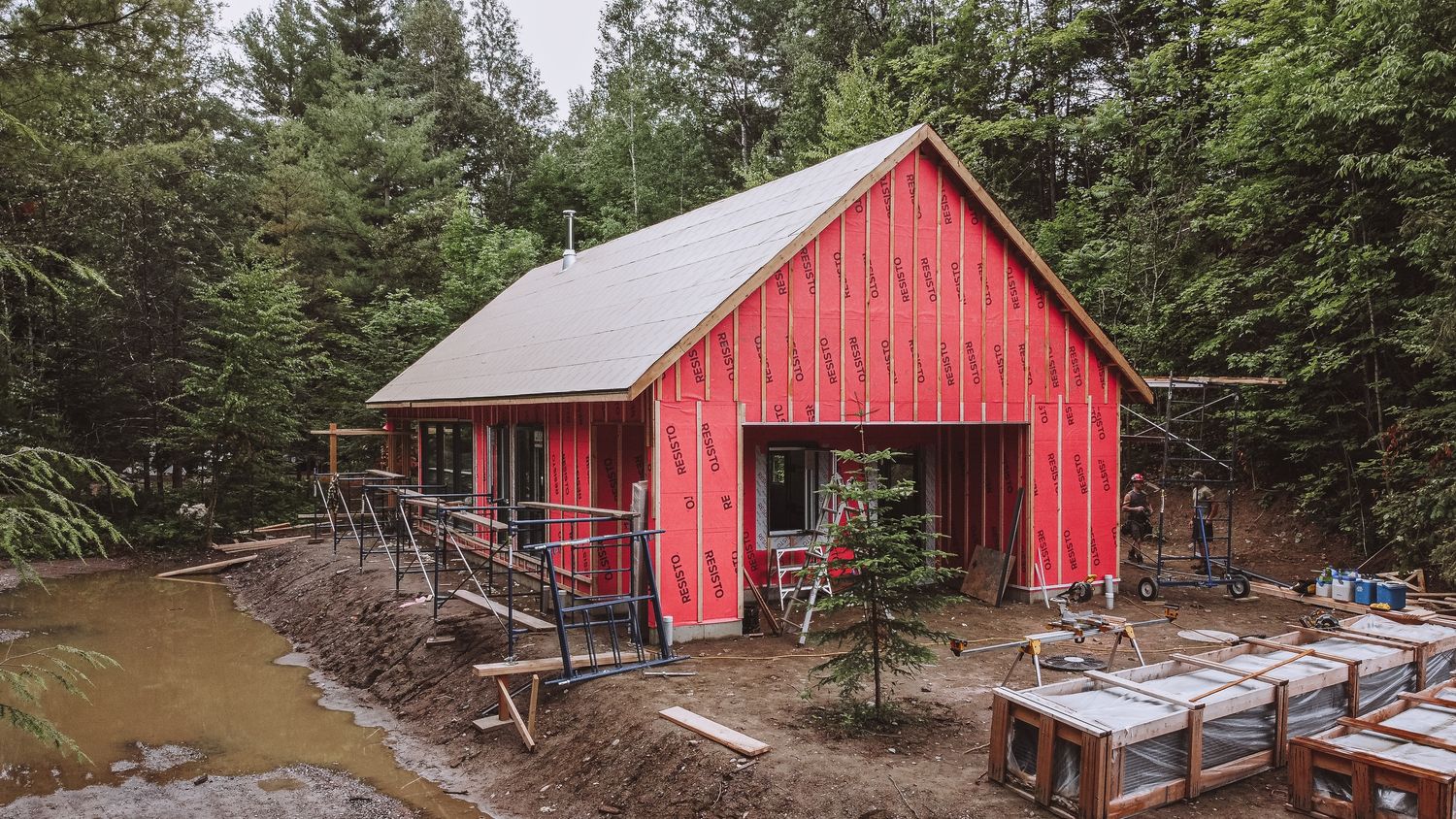 Travaux - Extérieur d'un projet de Maisons unifamiliales près de Montréal/Laval/Longueuil (Grand Montréal) de RESISTO