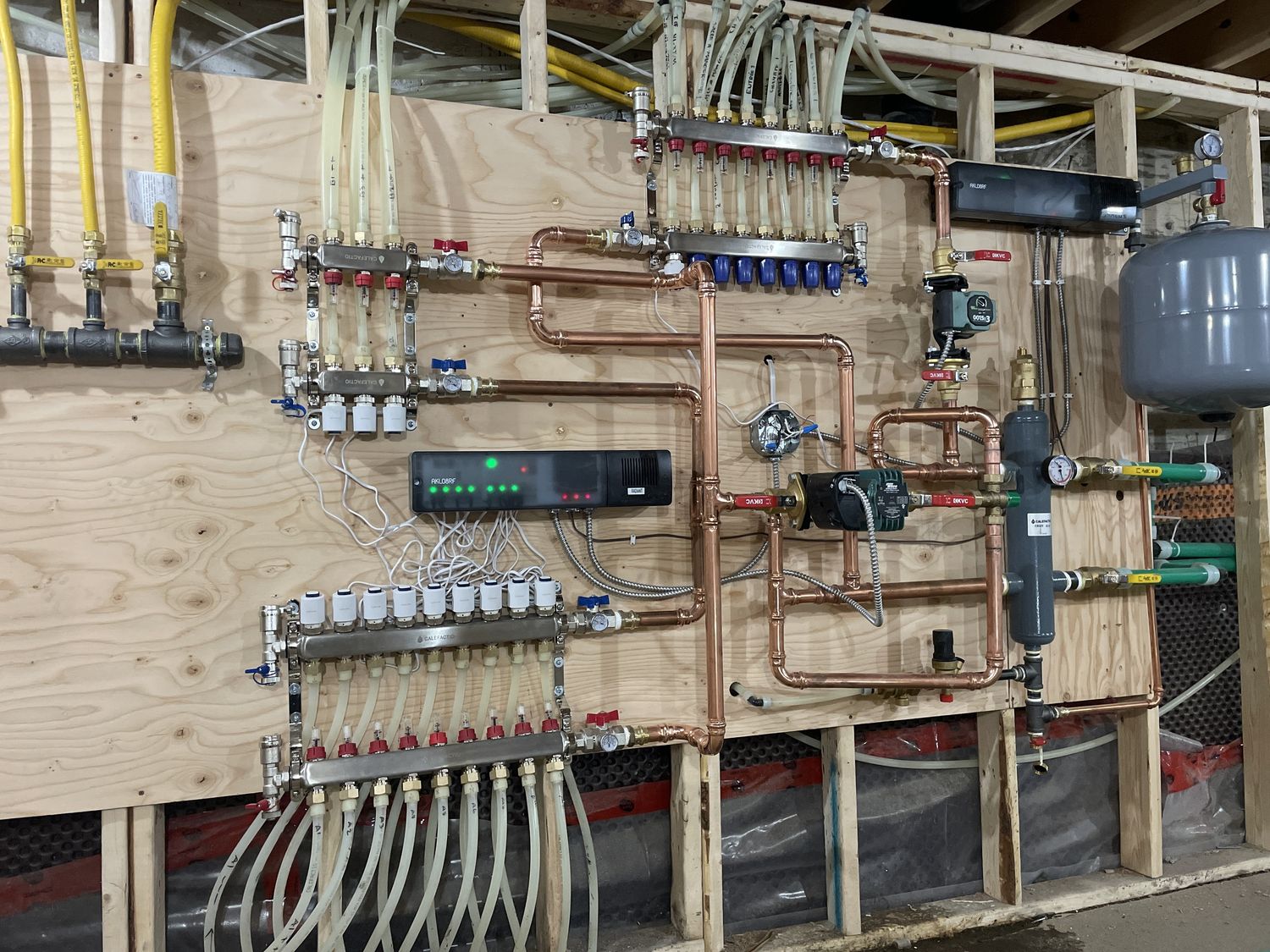 Mécanique du bâtiment d'un projet de Chaudières à condensation près de Montréal/Laval/Longueuil (Grand Montréal) de Thermo-Rad inc