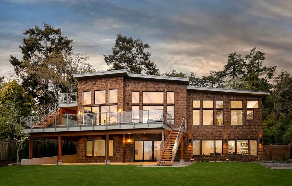 Façade avant d'un projet de Maisons unifamiliales près de Victoria de Falcon Heights Contracting Ltd