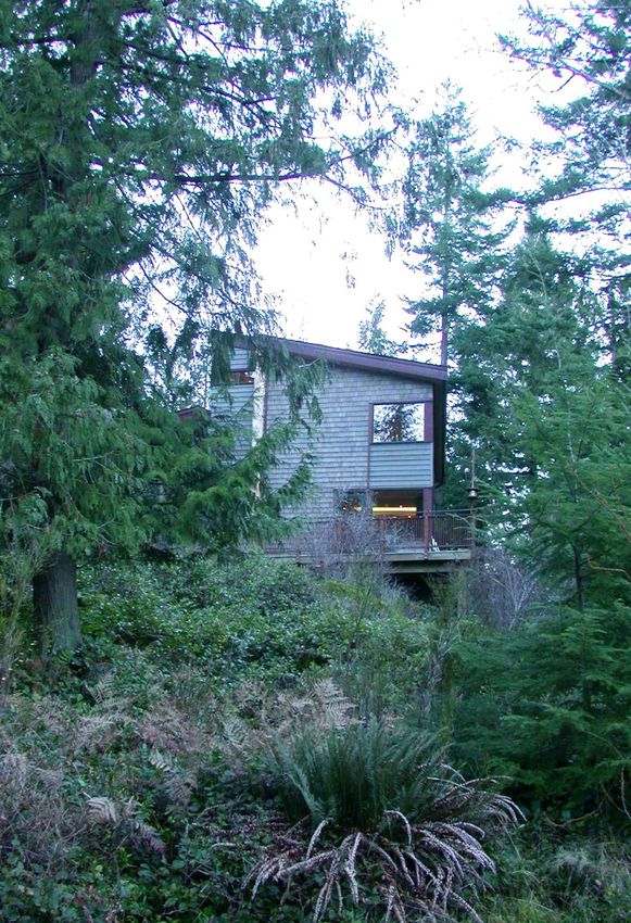 Bowen Island House Ecohome