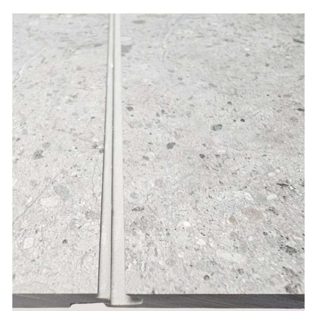  from a Showers project near Toronto (Greater Toronto) by Flexstone Inc.