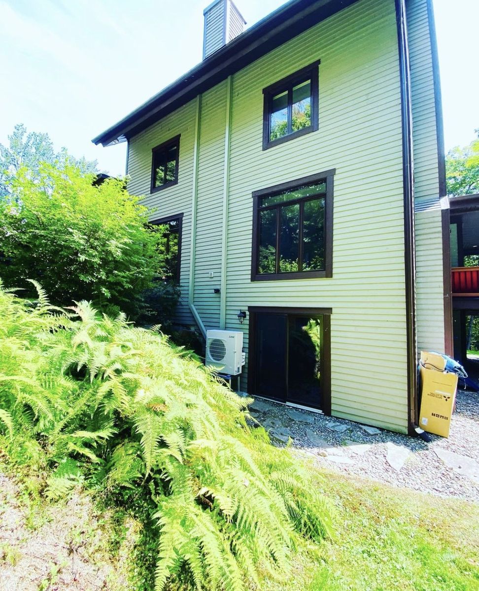 Mécanique du bâtiment d'un projet de Thermopompes près de Saint-Jérôme/Blainville (Laurentides) de Confortech Climatisation Chauffage