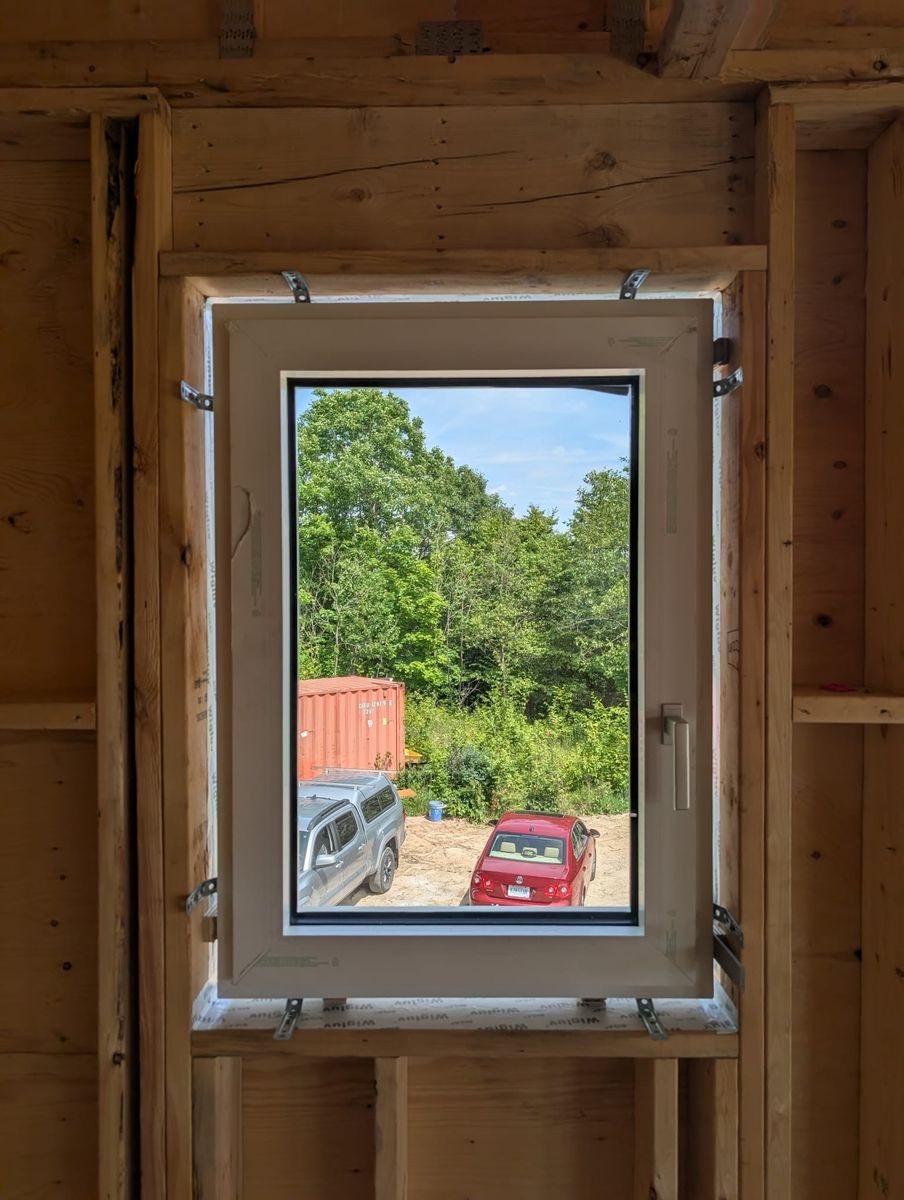  d'un projet de Maisons unifamiliales près de Gatineau (Outaouais) de InterHaus Premium High Performance Windows and Doors