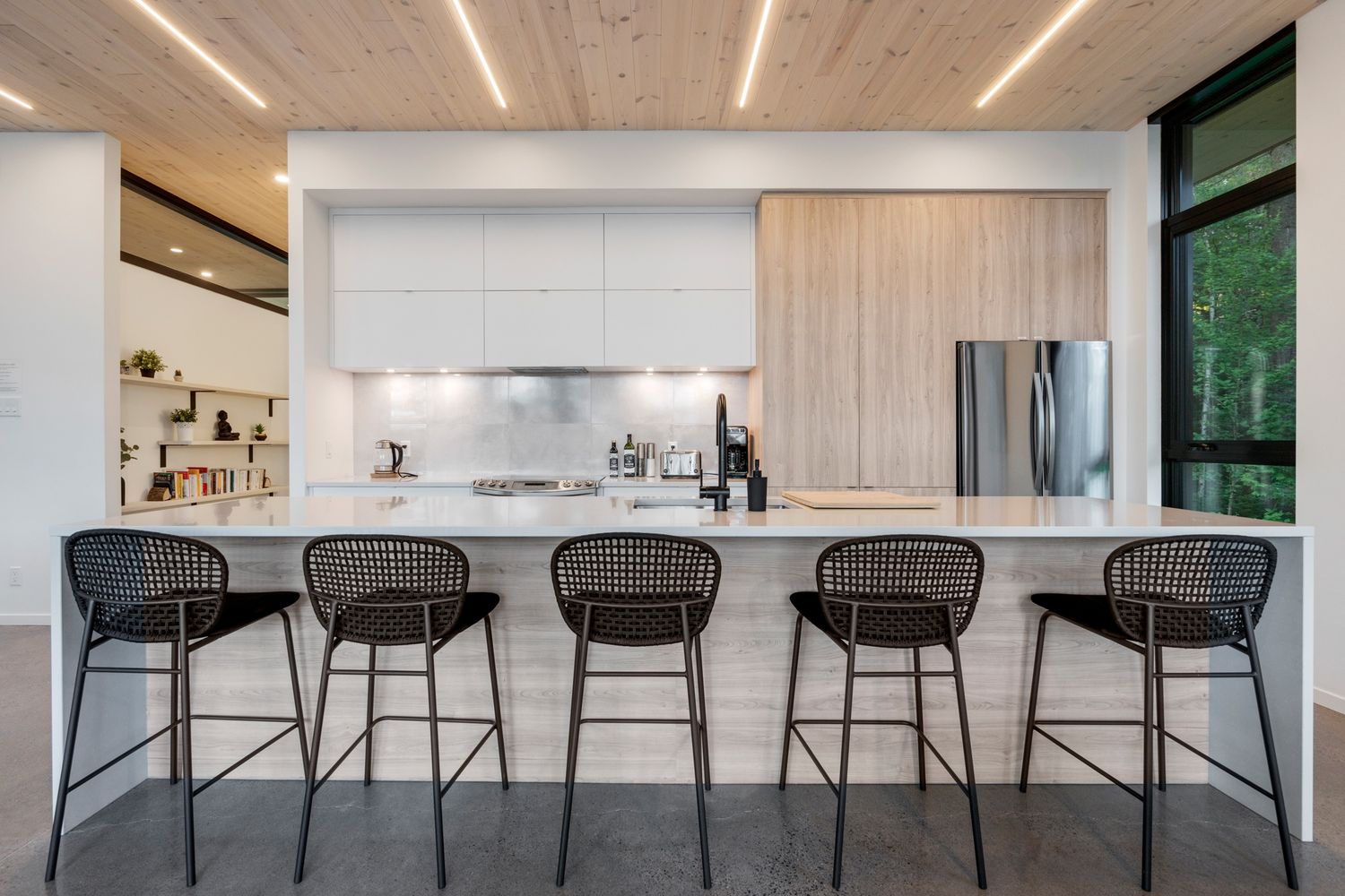 Cocina de un proyecto de tipo Viviendas unifamiliares cerca de Ciudad de Quebec - Lévis por Shannon Ross architecte