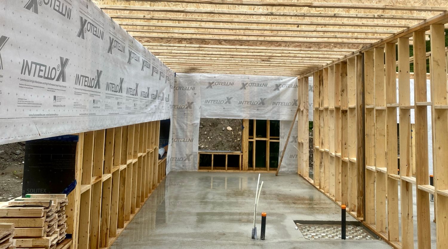 Wall Construction from a Single family homes project near Saint-Jerome (Laurentides) by psb