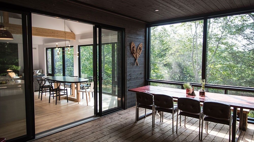 Veranda & Sunroom from a Single family homes project near Montreal (Greater Montreal) by La Caravane d’architecture