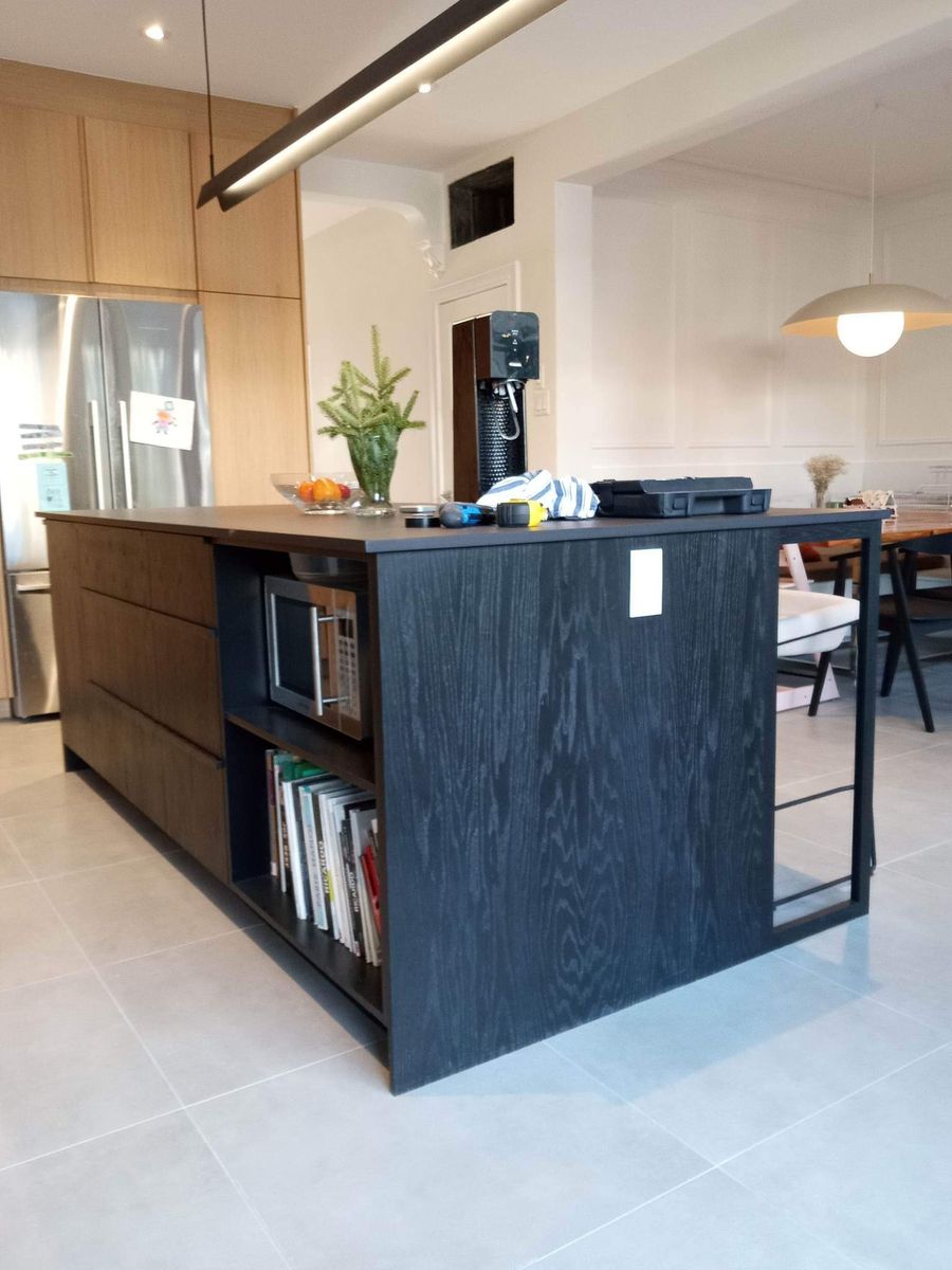 Cuisine d'un projet de Armoires de cuisine près de Montréal/Laval/Longueuil (Grand Montréal) de MATPEL ébénisterie écologique inc.