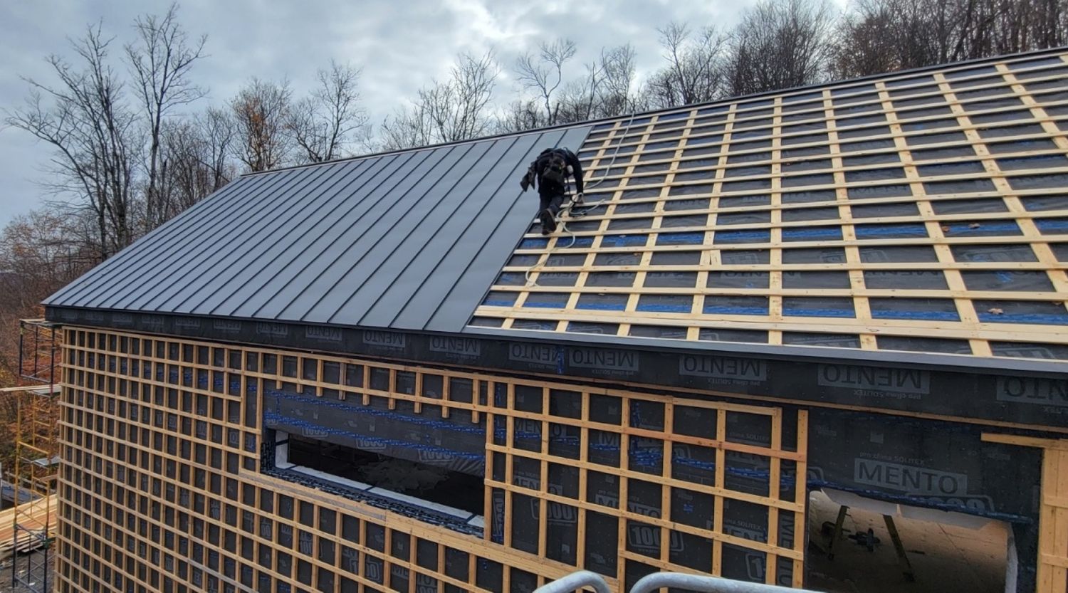 Techo y desván de un proyecto de tipo Viviendas unifamiliares cerca de Saint-Jérôme (Laurentides) por psb Inc.