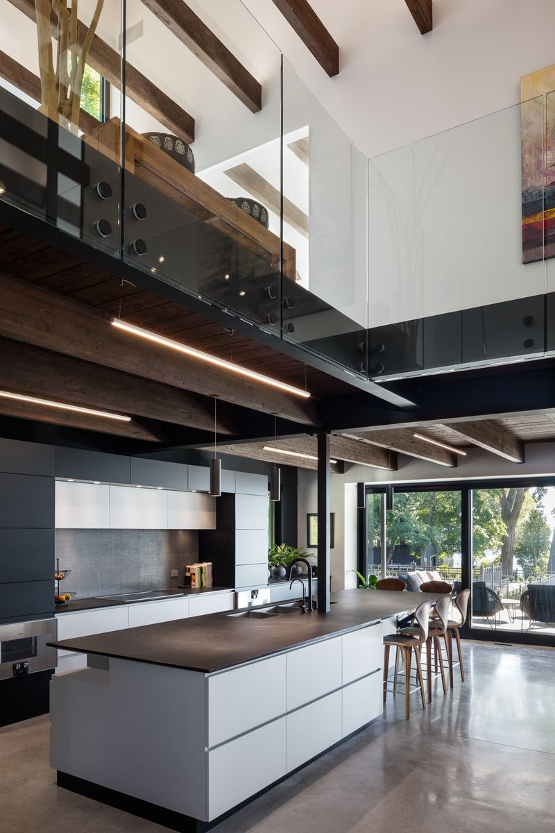 Cocina de un proyecto de tipo Ampliaciones del hogar cerca de Montreal (Gran Montreal) por GHOCHE ARCHITECTE