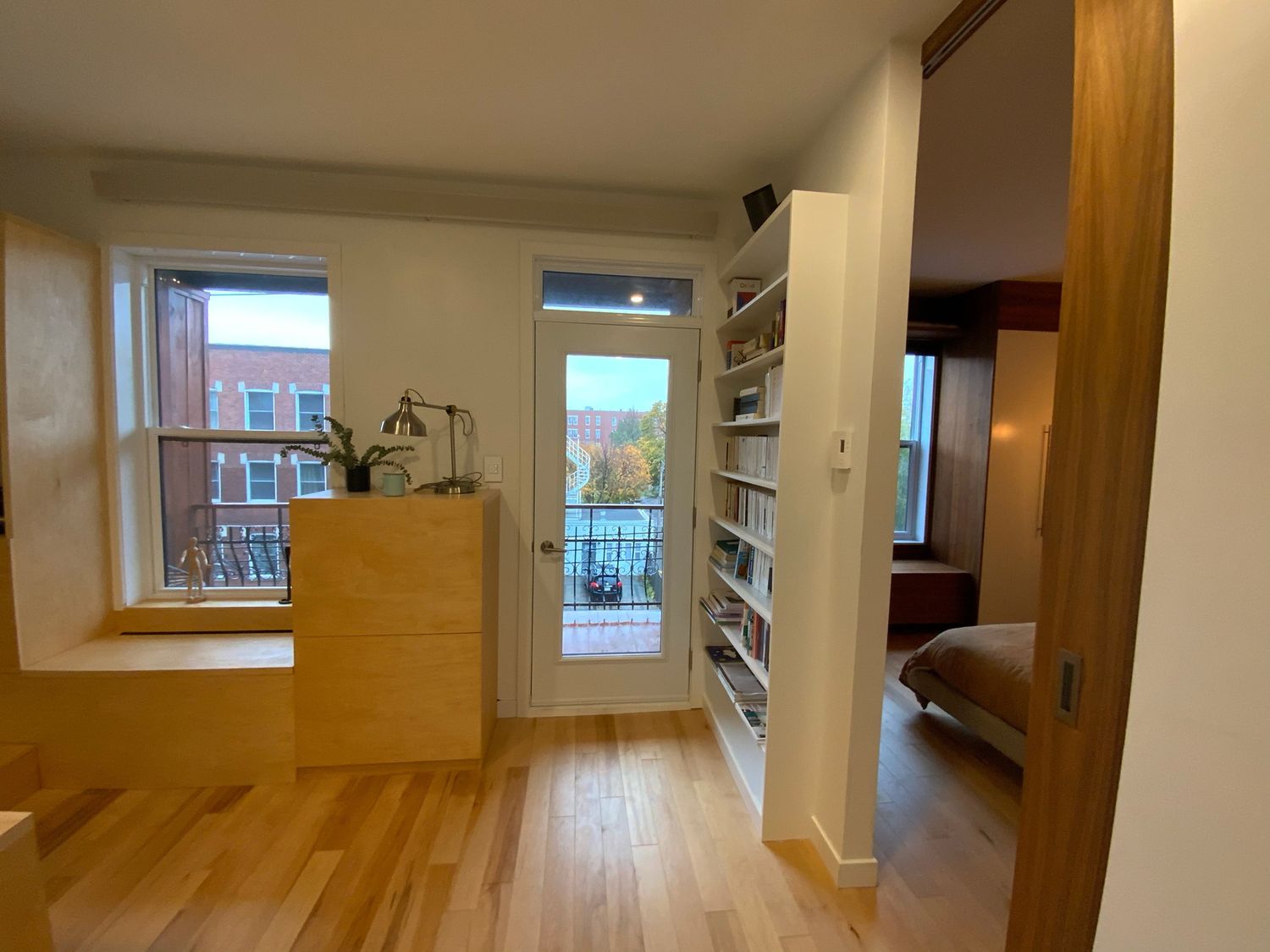 Home Office from a Home extensions project near Montreal (Greater Montreal) by psb