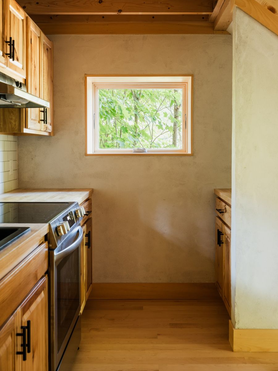 Cuisine d'un projet de Unités d'habitation accessoires (UHA) près de Burlington de New Frameworks