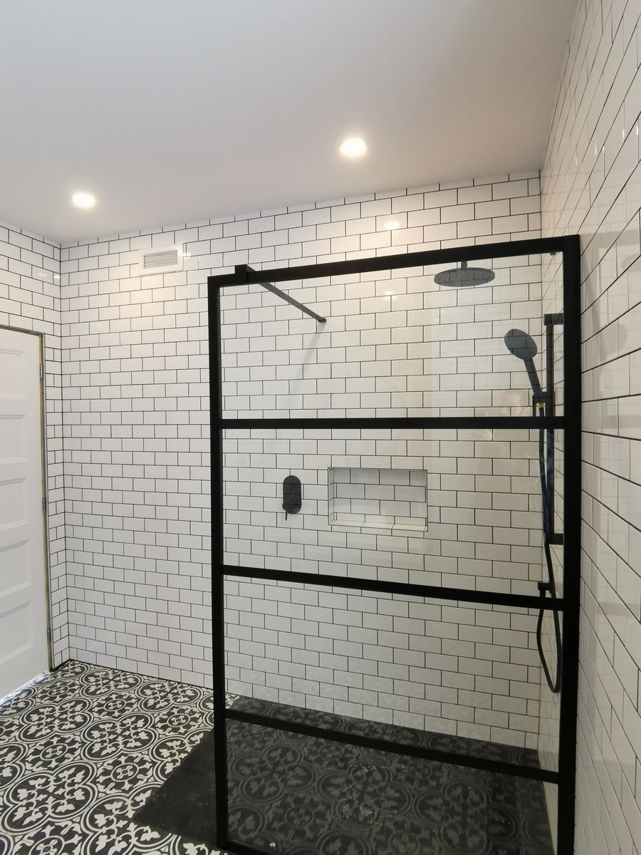 Bathroom from a Bathrooms project near Saguenay - Lac-Saint-Jean by Solutions Expert SSS