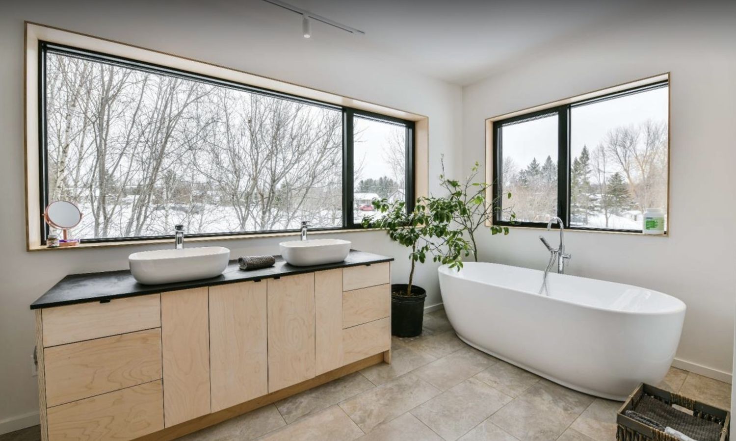 Bathroom from a Single family homes project near Sherbrooke (Estrie) by Construction Latulippe