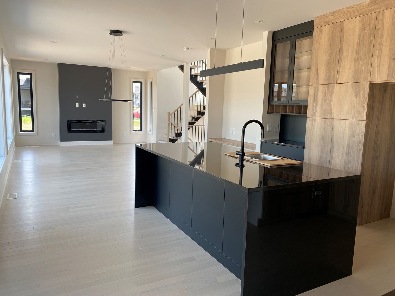 Cocina de un proyecto de tipo Viviendas unifamiliares cerca de Granby - Bromont - Cowansville por GAÉTAN SIROIS CONSTRUCTION INC