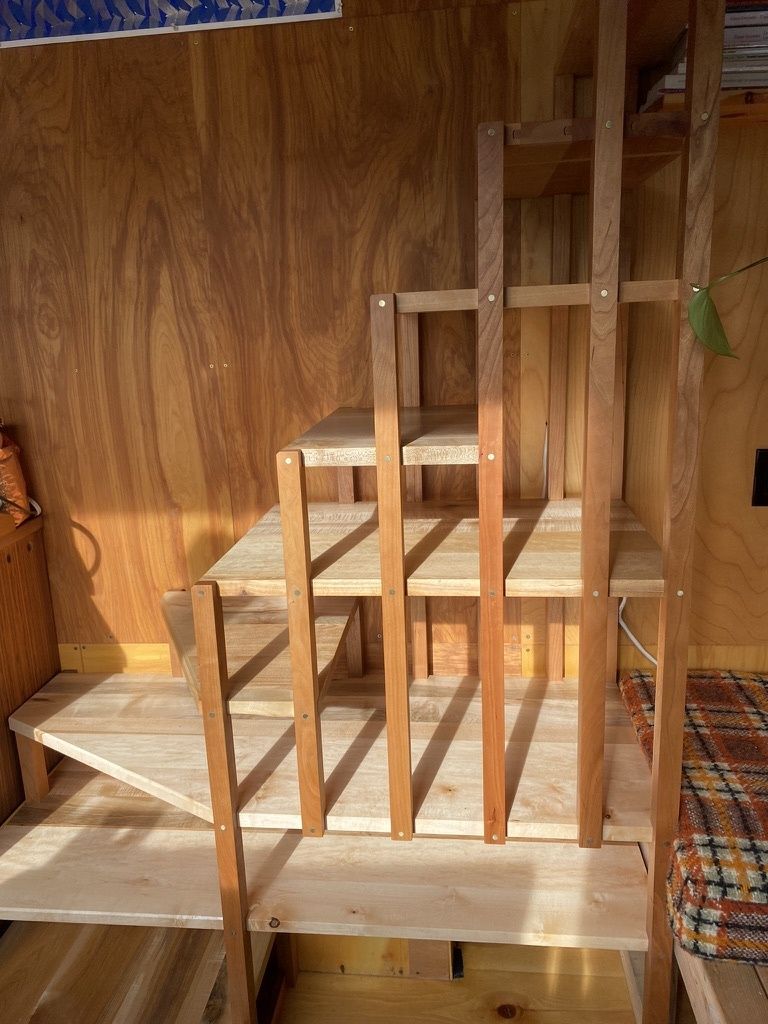 Staircase from a Staircases project near Rimouski (Bas-Saint-Laurent) by Botrae