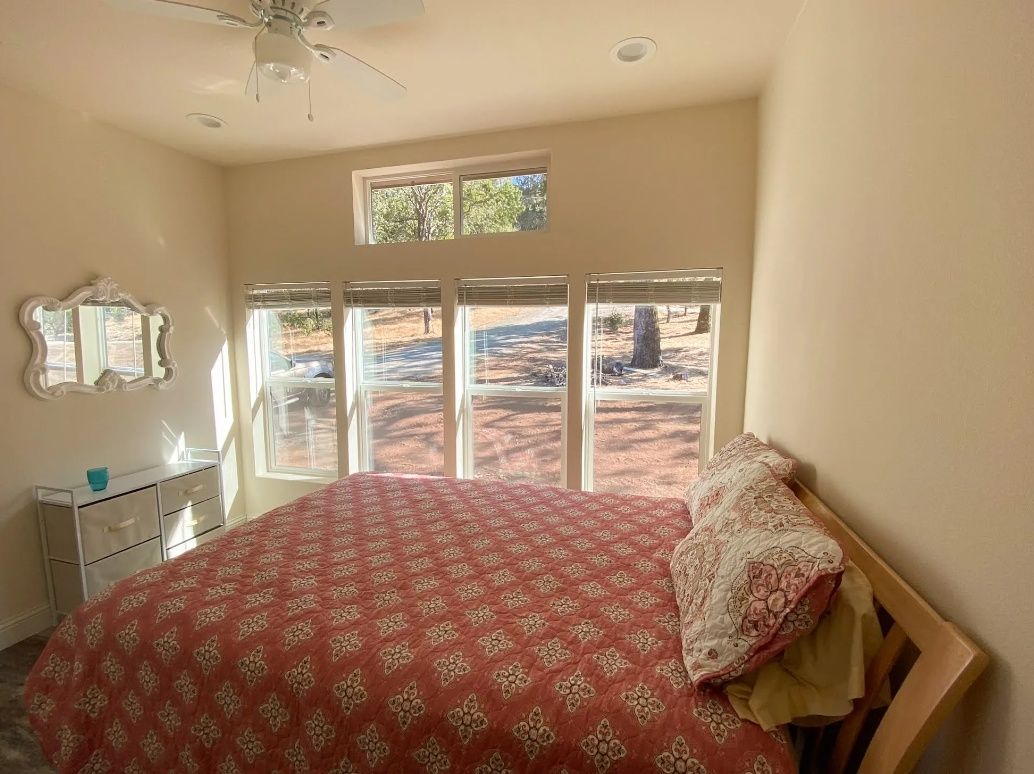 Chambre d'un projet de Unités d'habitation accessoires (UHA) près de Sacramento de Sonoma Manufactured Homes