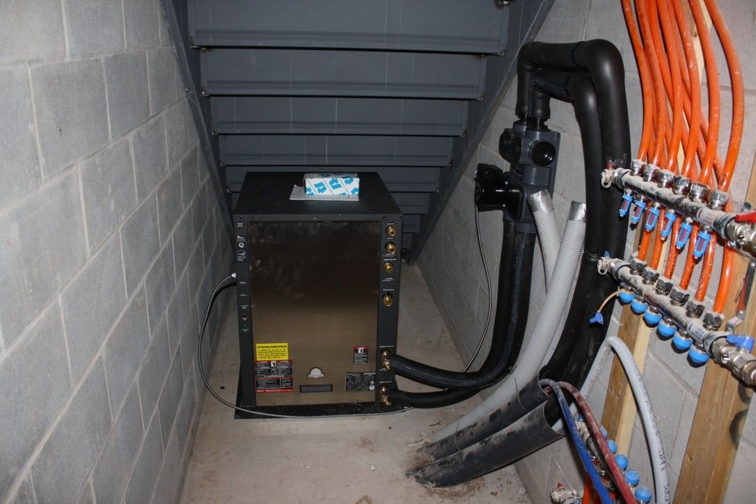 Building mechanicals from a Single family homes project near Toronto (Greater Toronto) by Quantum Geothermal Inc.