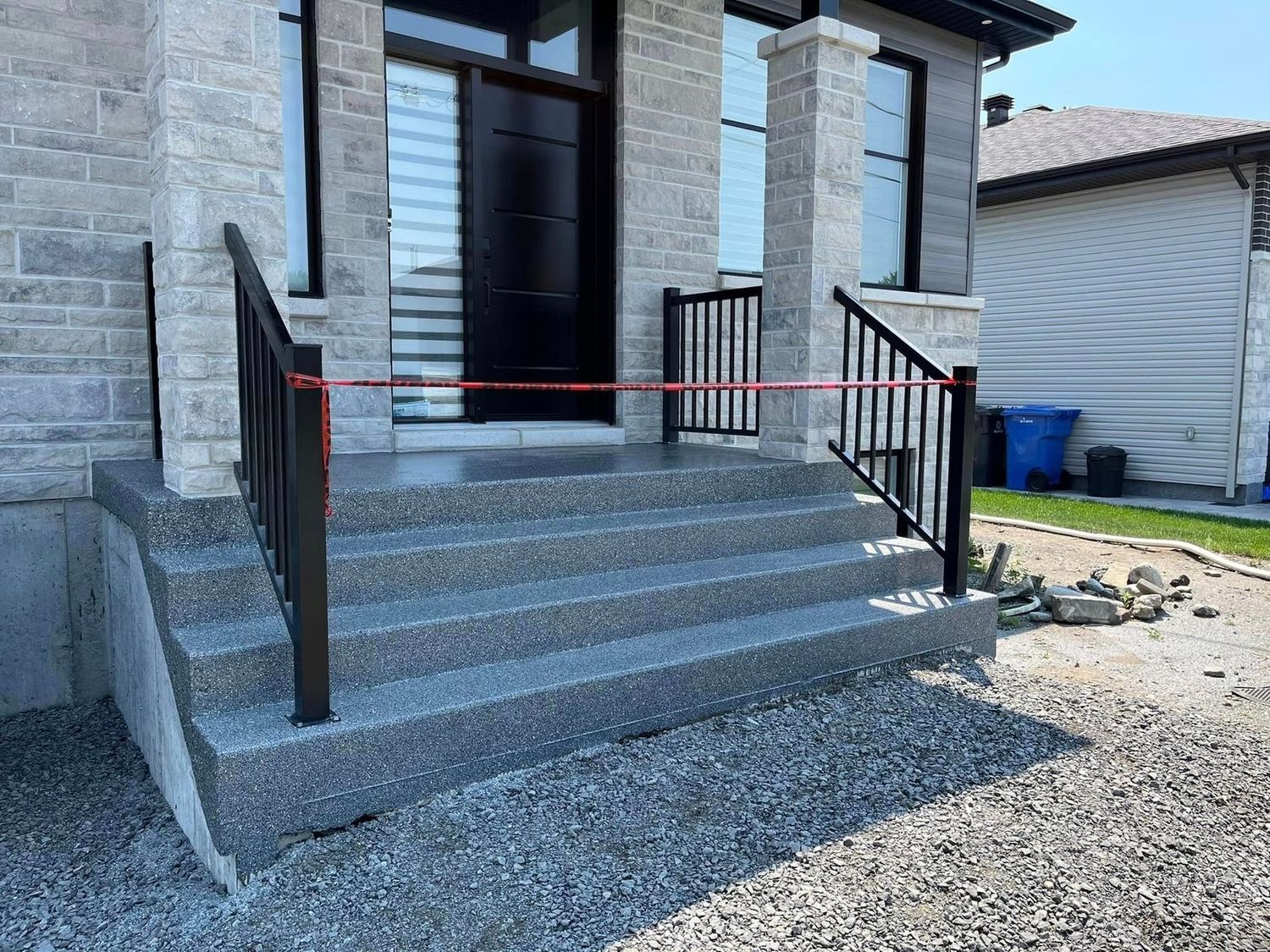  de un proyecto de tipo Acabados para pisos de concreto cerca de Montreal (Gran Montreal) por Betonik Inc