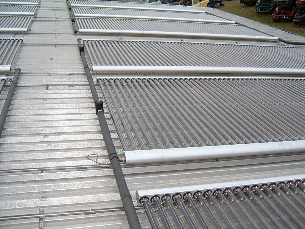 Building mechanicals from a Solar thermal collectors project near Trois-Rivières (Mauricie) by Guillemette Energies
