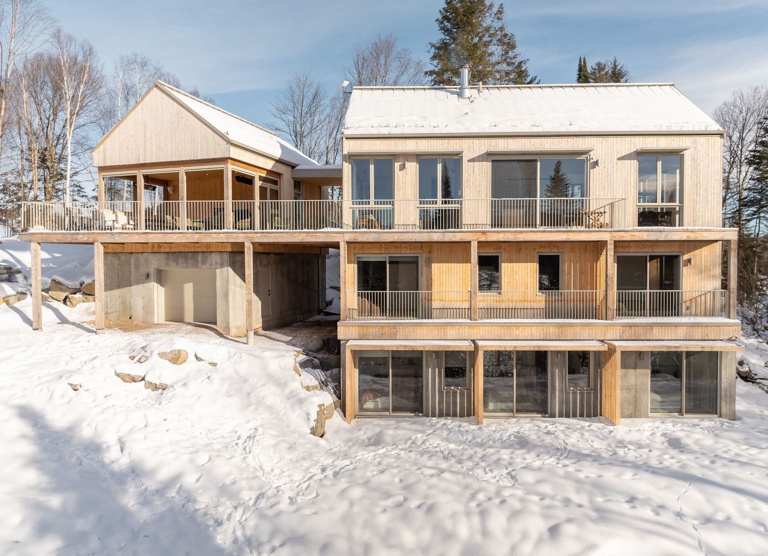  de un proyecto de tipo Viviendas unifamiliares cerca de Ciudad de Quebec - Lévis por BoON Architecture