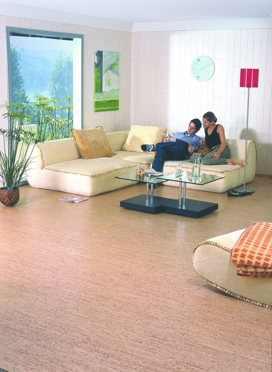 Sala de un proyecto de tipo Pisos cerca de Montreal (Gran Montreal) por Isocork Inc. - Lusimat