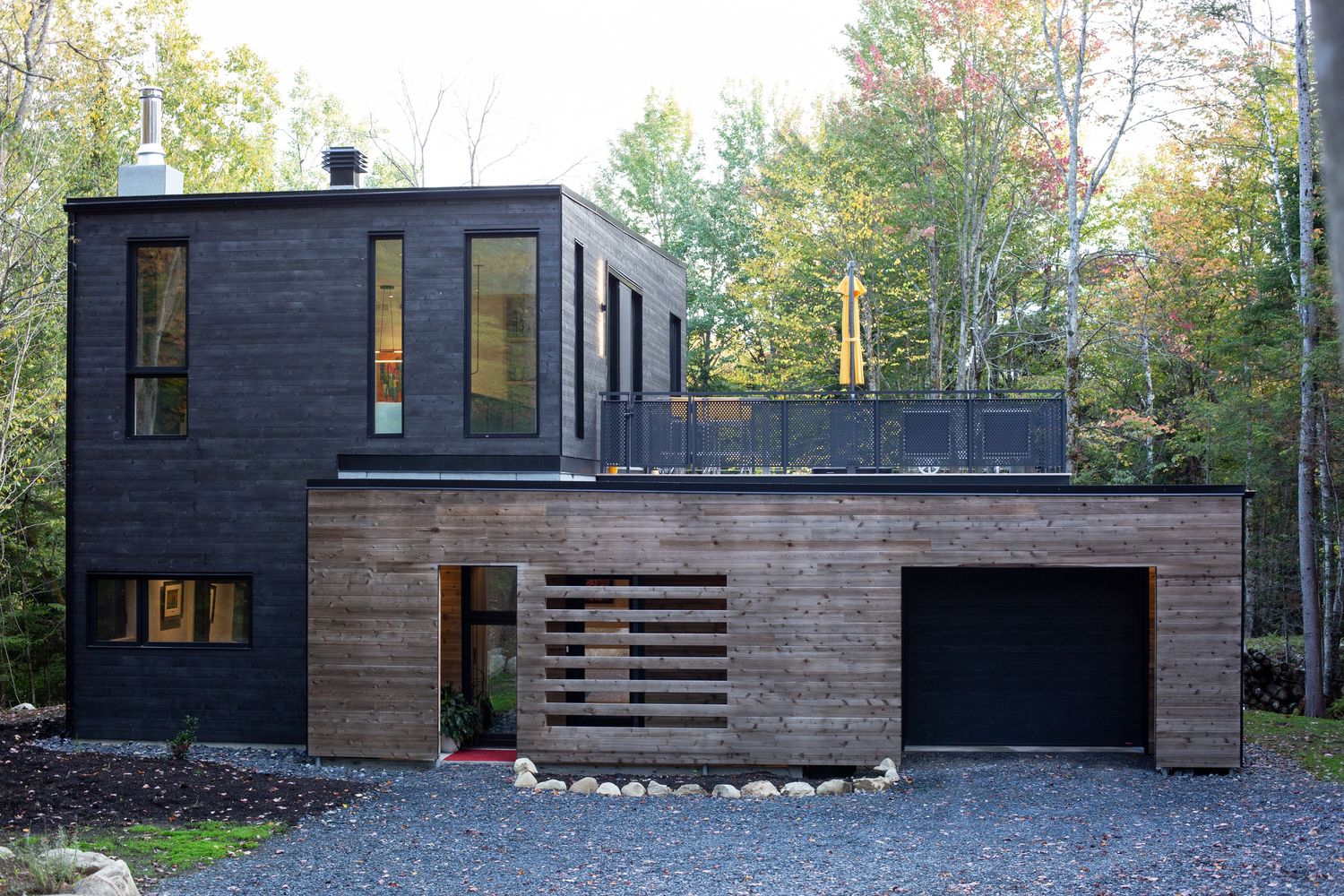 House Exterior from a Single family homes project near Sherbrooke (Estrie) by UrbanEco Construction