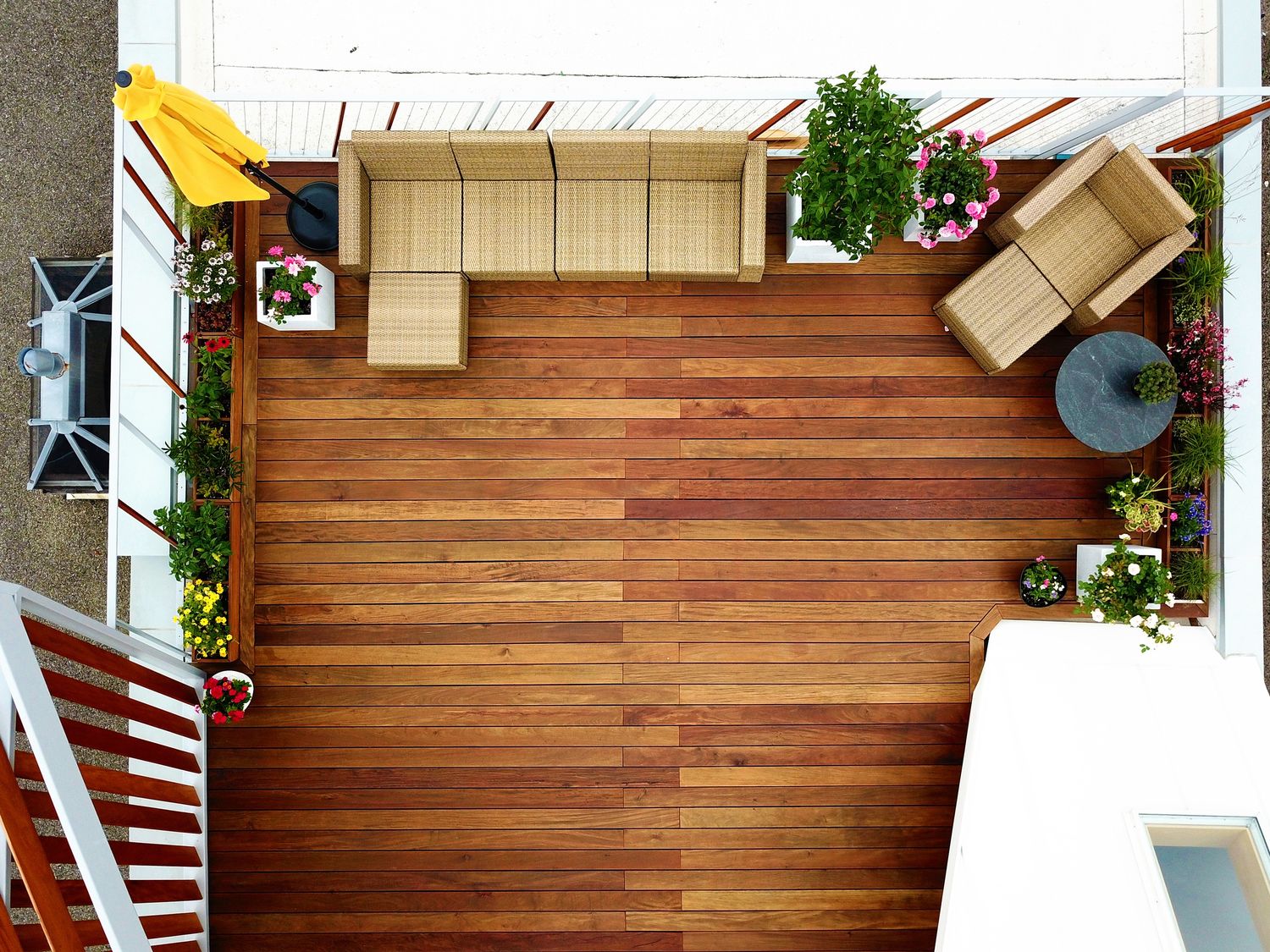Toit terrasse d'un projet de Terrasses sur toit et mezzanines près de Montréal/Laval/Longueuil (Grand Montréal) de Studio MMA Architecture + Design