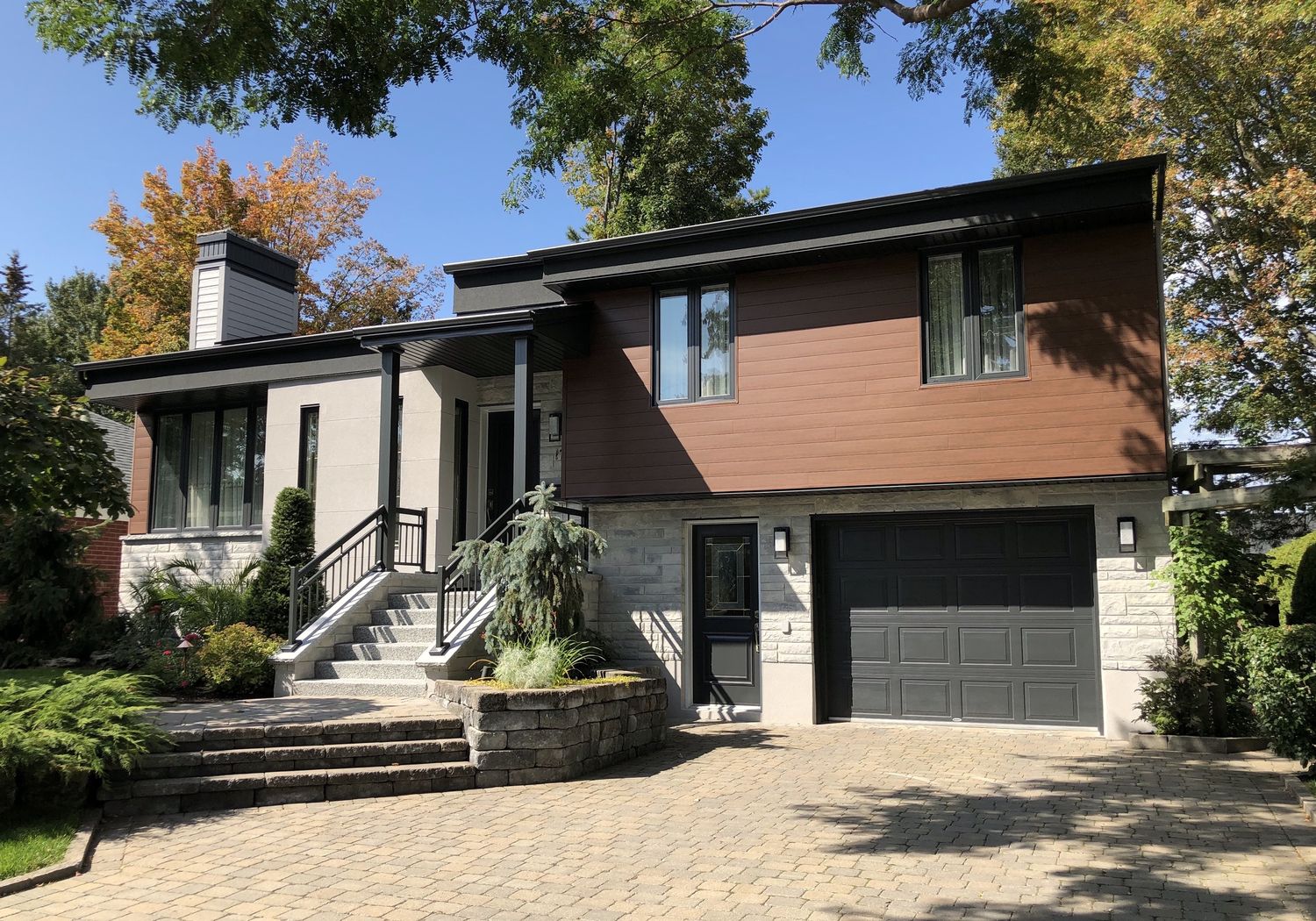 Fachada frontal de un proyecto de tipo Viviendas unifamiliares cerca de Drummondville (Centre-du-Québec) por Construction Thibodeau