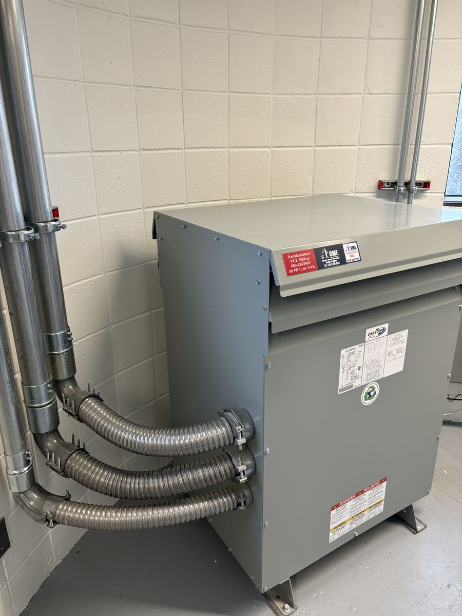 Instalaciones mecánicas de un proyecto de tipo Entradas eléctricas cerca de Montreal (Gran Montreal) por GMF Inc