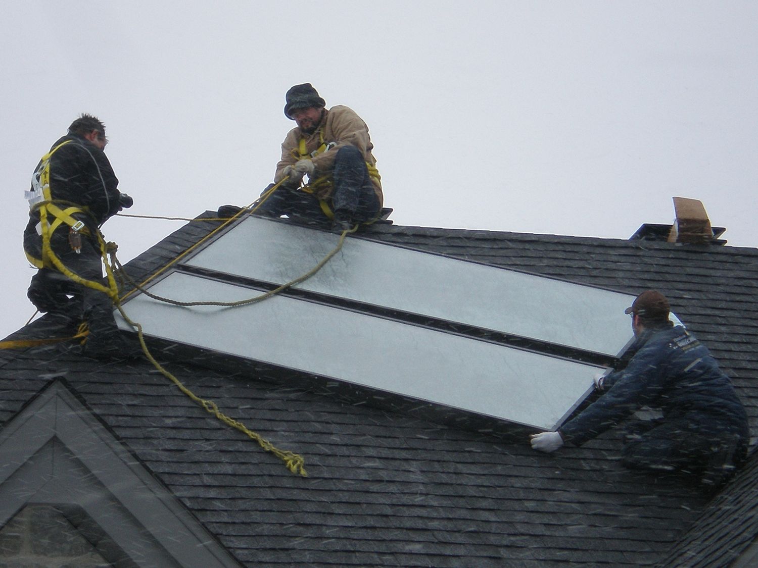 Building mechanicals from a Solar thermal collectors project near Trois-Rivières (Mauricie) by Guillemette Energies