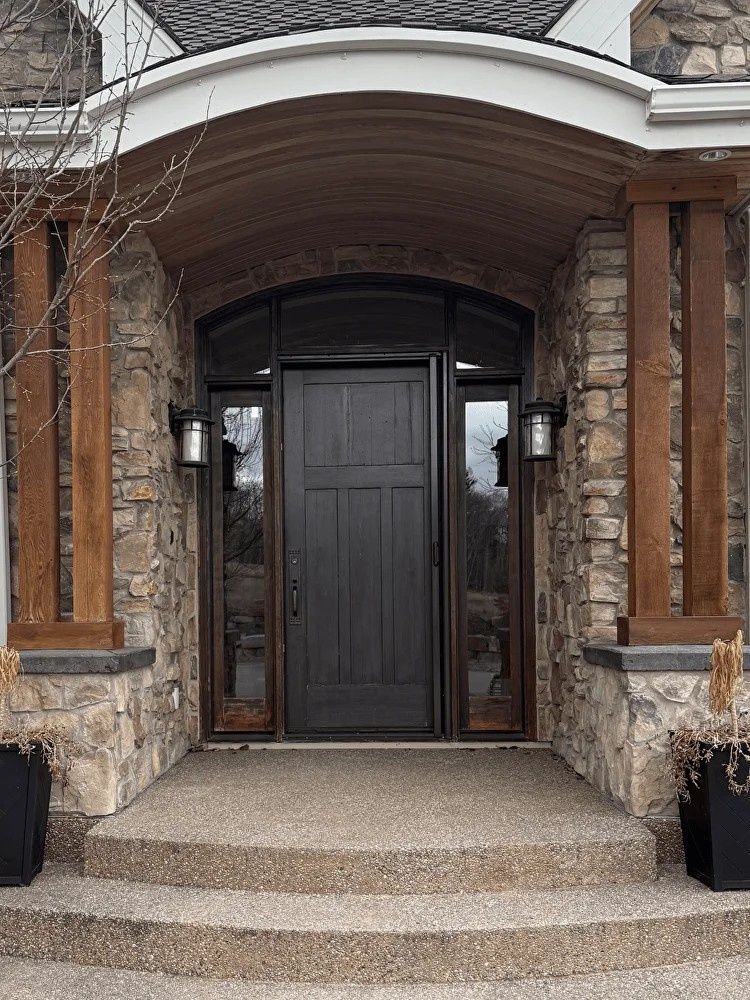  de un proyecto de tipo Puertas exteriores cerca de Calgary por Smart Windows